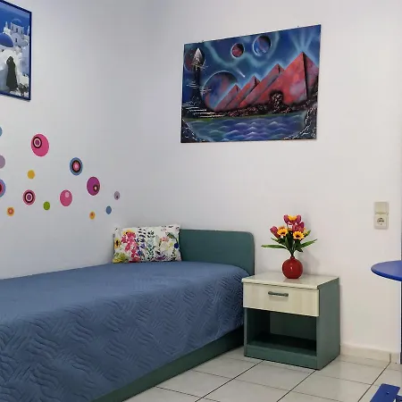 Psaras Apartment