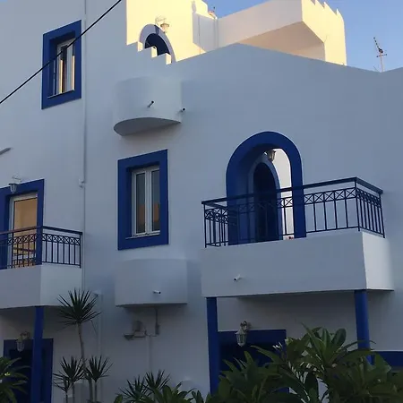 Psaras Apartmán *